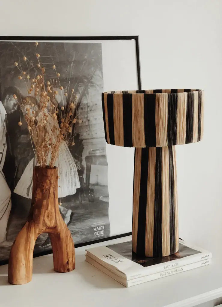 Table lamp