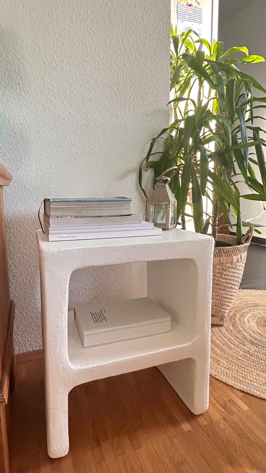 01 Wae Sculptural Side Table