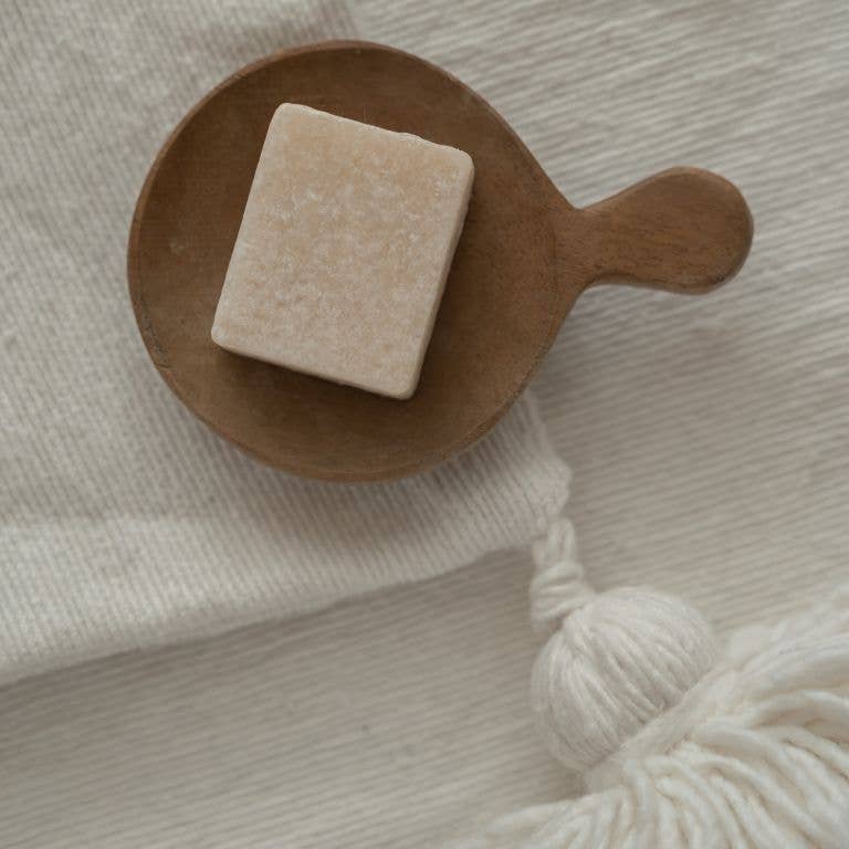Small wooden tray 