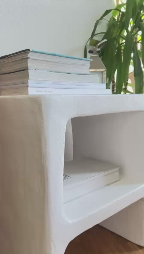 01 Wae Sculptural Side Table